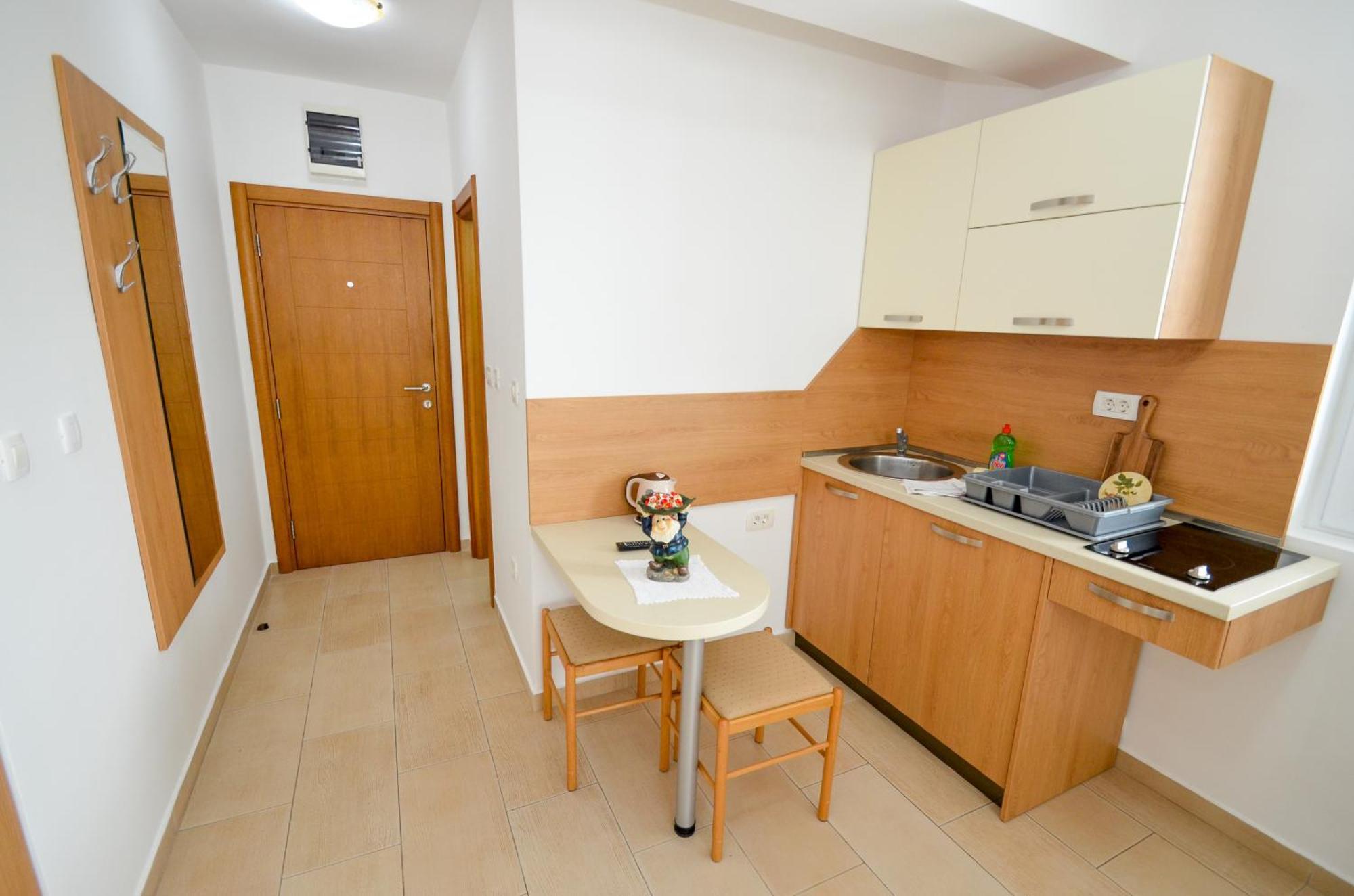 Ivanovic Apartment *