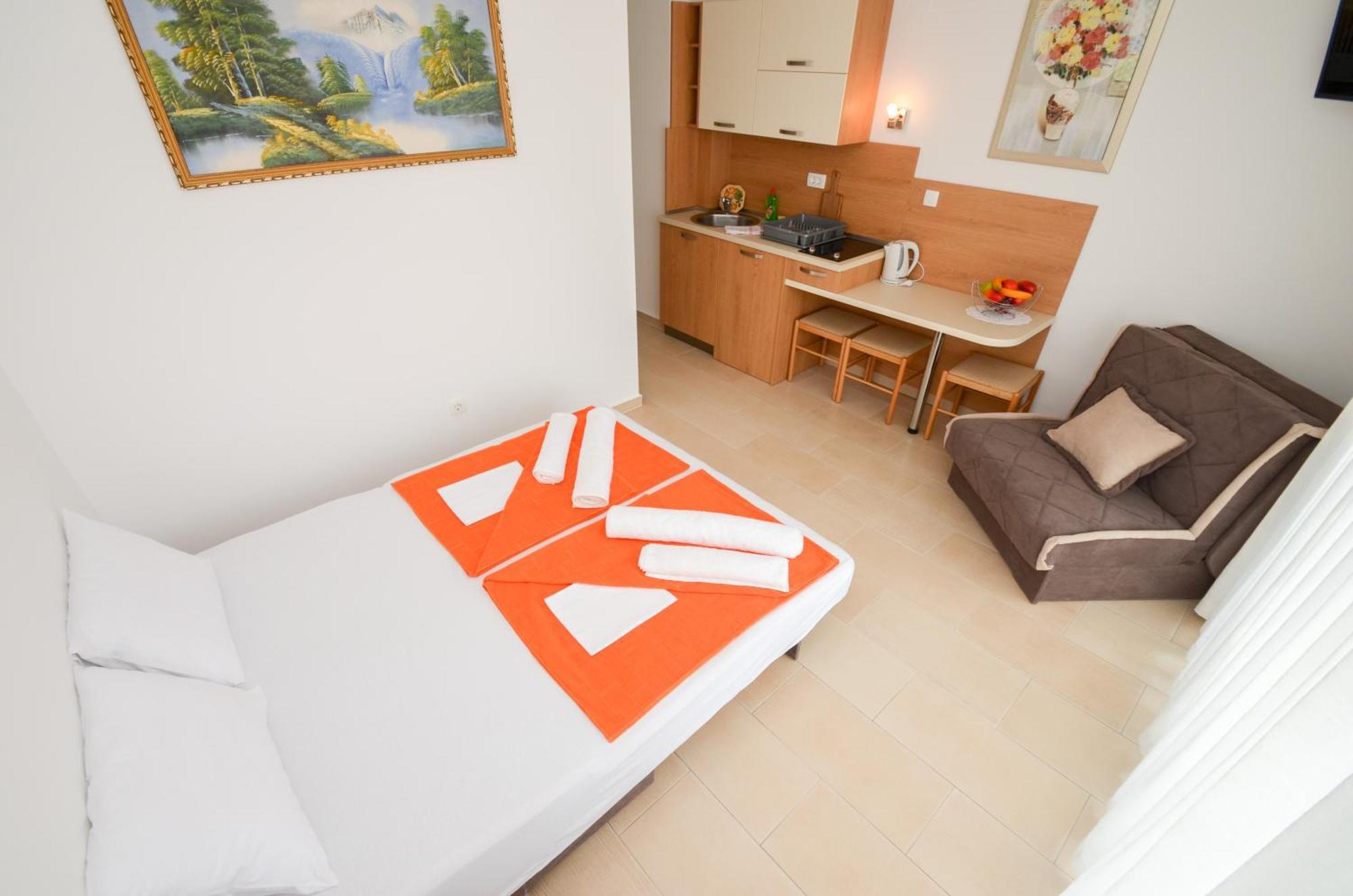 Apartment Ivanovic *