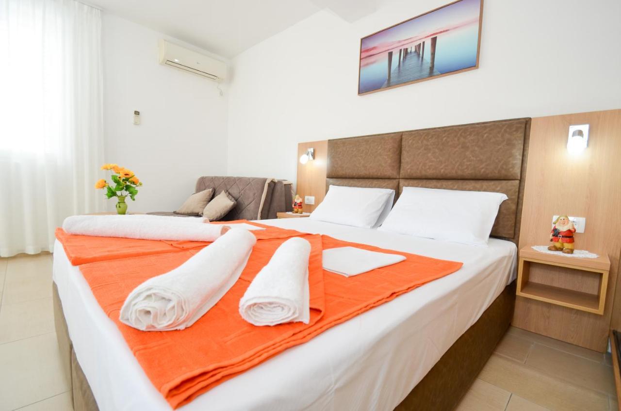 Ivanovic Apartment Budva